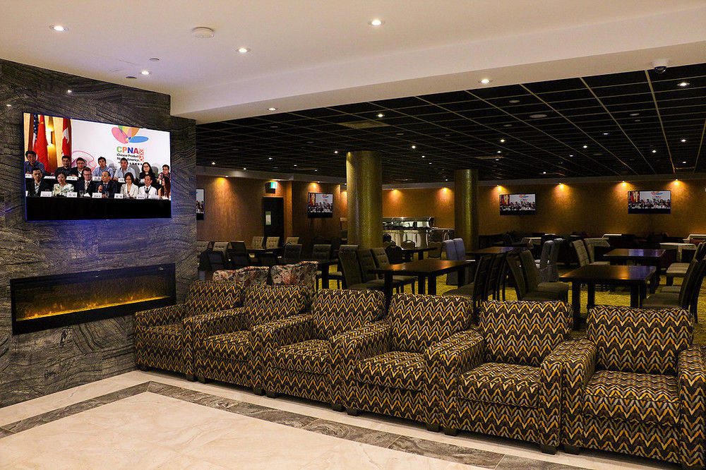 Edward Hotel North York Торонто Екстер'єр фото